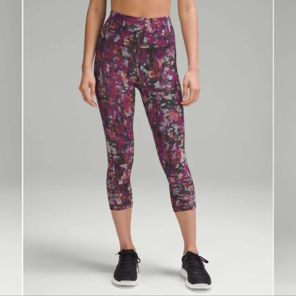 Lululemon Wunder Train High Rise Crop 21"